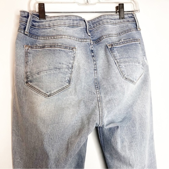 Driftwood | Distressed Straight Jeans - Picture 4 of 7